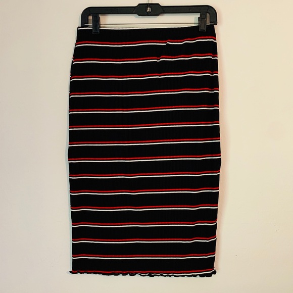 Y2K Two Piece Skirt Set - Picture 2 of 2